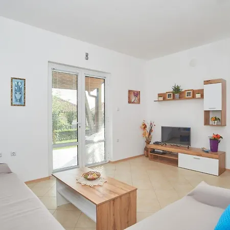 בית נופש Bulgariavilla - Magnolia With Pool
